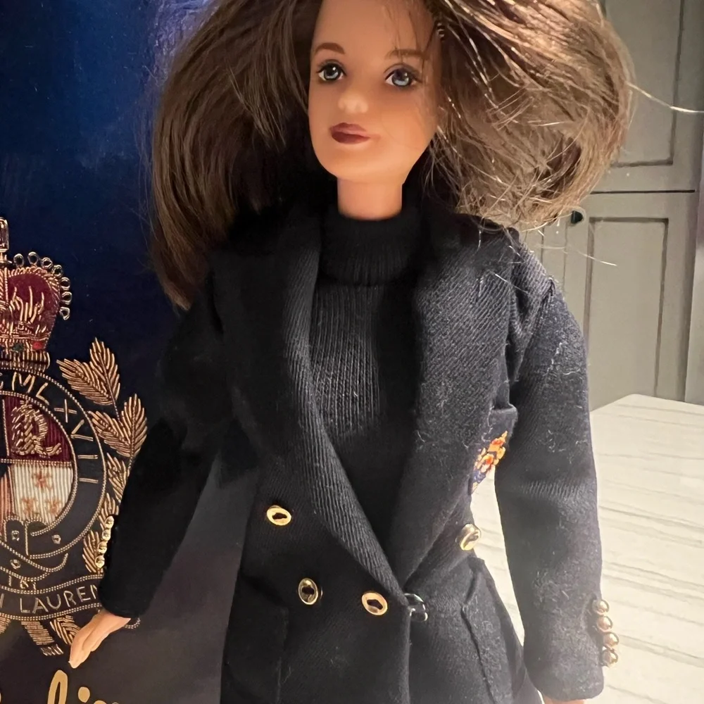 Ralph Lauren Barbie Doll Bloomingdale’s Limited Edition- 1996 release- Opened - Picture 13 of 13